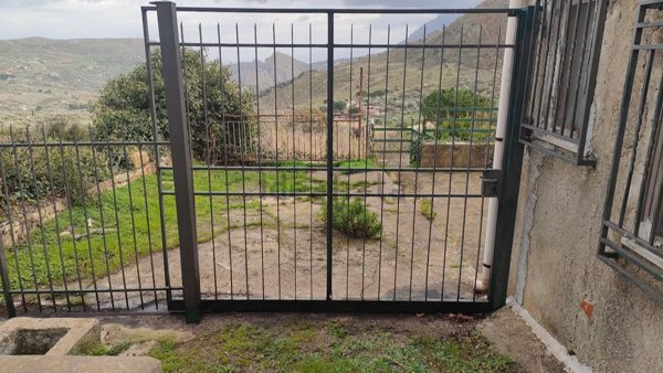 casa indipendente in vendita a Trabia