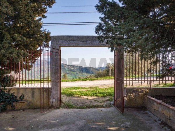 casa indipendente in vendita a Trabia