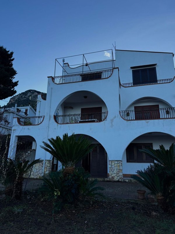 casa indipendente in vendita a Trabia