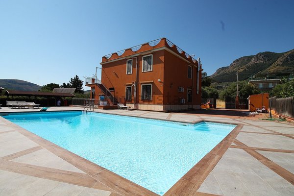 casa indipendente in vendita a Trabia in zona Sant'Onofrio