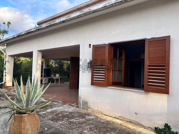 casa indipendente in vendita a Trabia