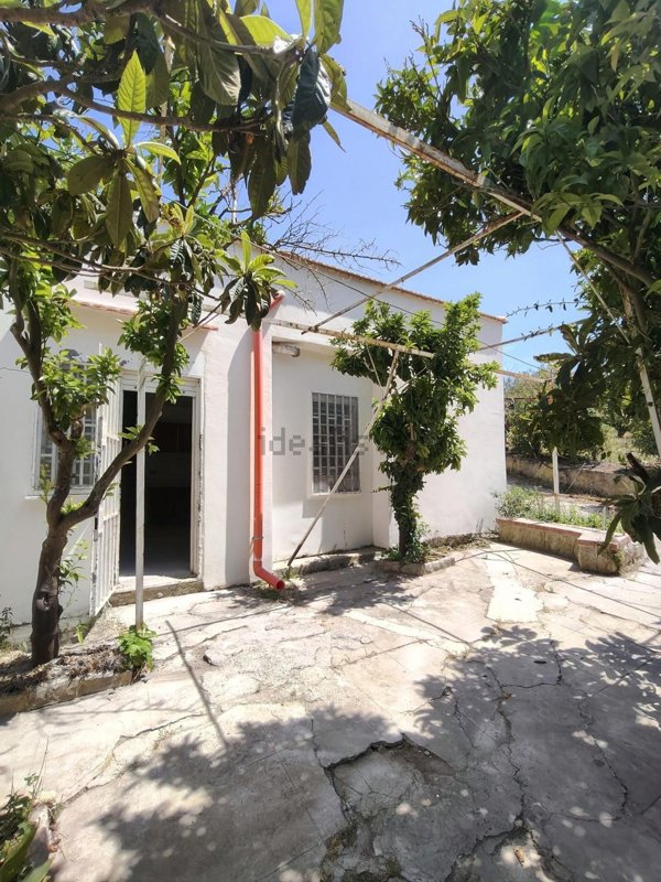 casa indipendente in vendita a Trabia