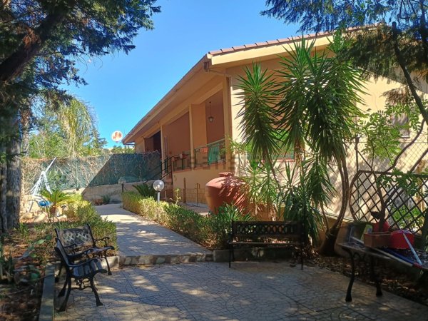 casa indipendente in vendita a Trabia in zona Sant'Onofrio