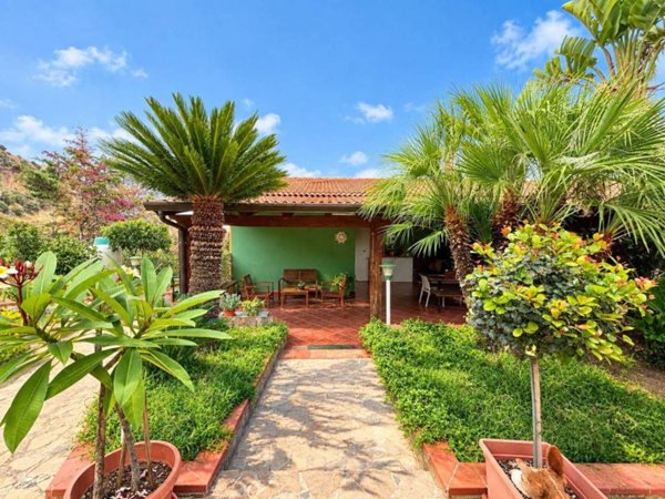 casa indipendente in vendita a Trabia