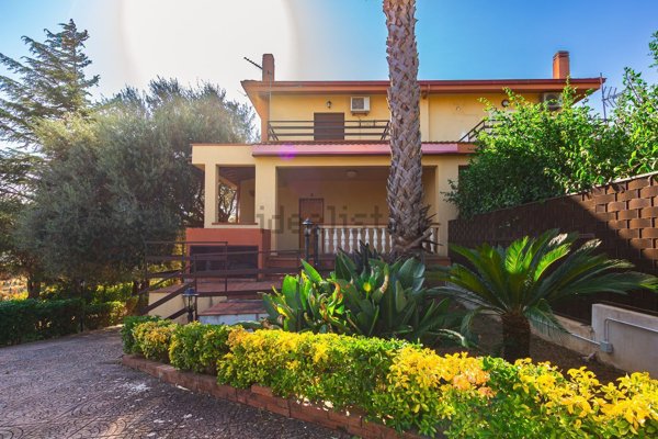 casa indipendente in vendita a Trabia in zona Sant'Onofrio