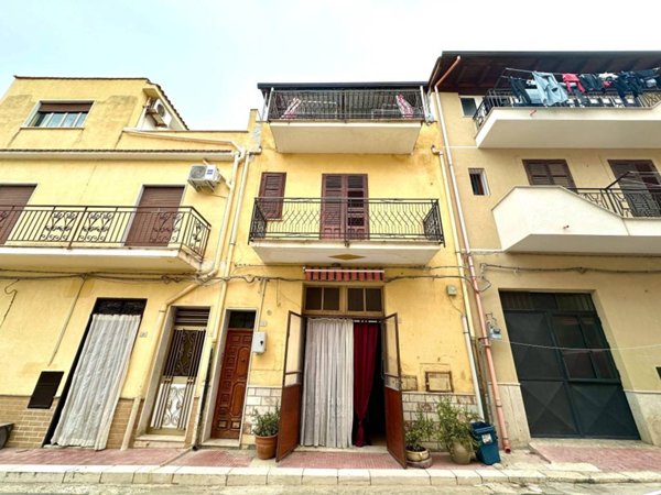 casa indipendente in vendita a Trappeto