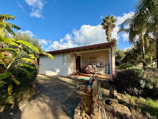 casa indipendente in vendita a Trappeto