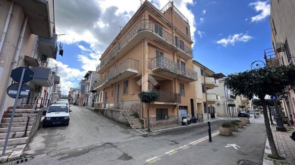 casa indipendente in vendita a Trappeto