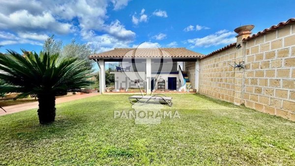 casa indipendente in vendita a Trappeto