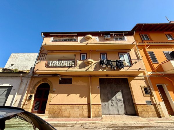 casa indipendente in vendita a Trappeto