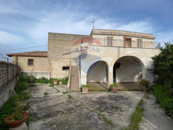casa indipendente in vendita a Trappeto