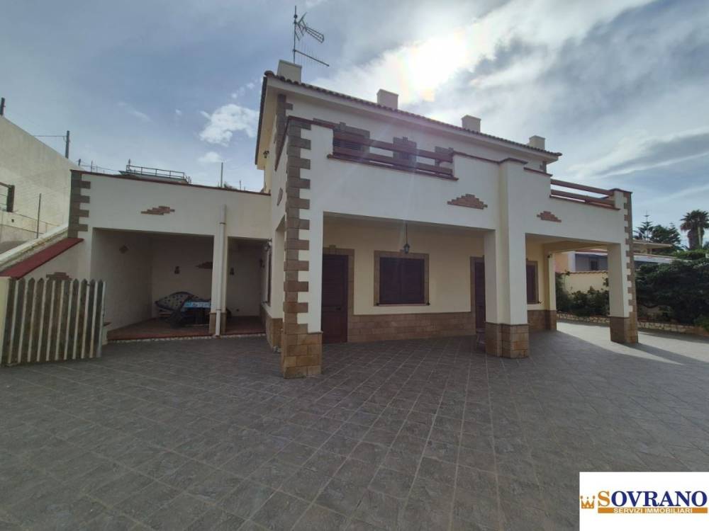 casa indipendente in vendita a Trappeto