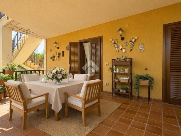 casa indipendente in vendita a Trappeto