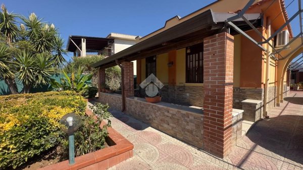 casa indipendente in vendita a Trappeto