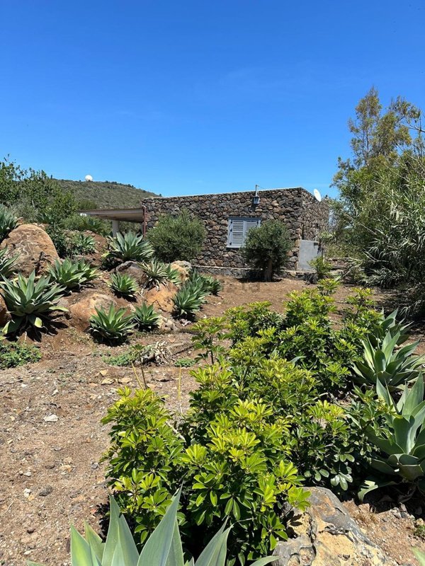 casa indipendente in vendita ad Ustica