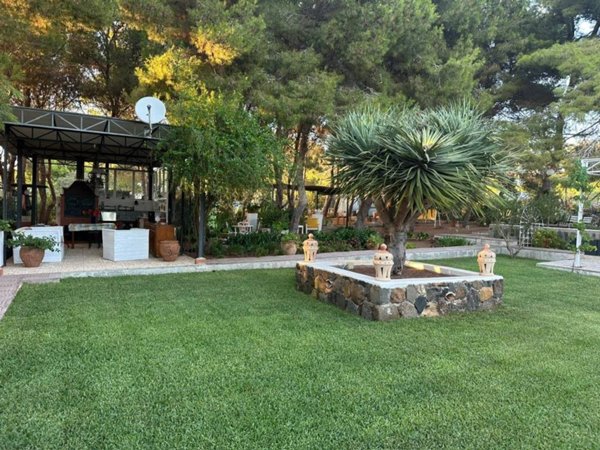 casa indipendente in vendita ad Ustica