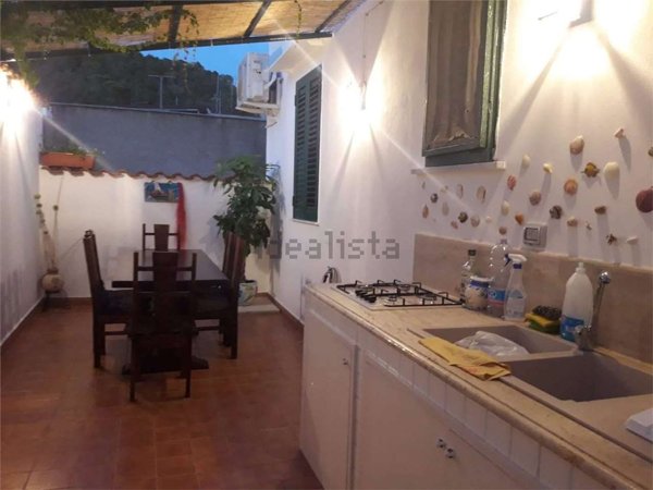 appartamento in vendita ad Ustica