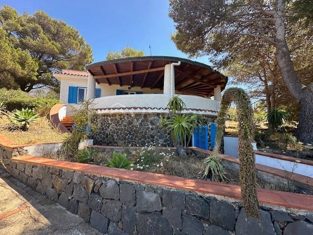 casa indipendente in vendita ad Ustica