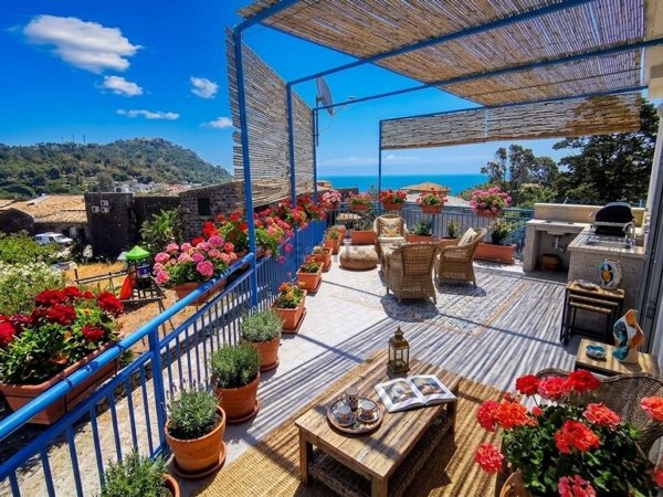 quadrivano in vendita ad Ustica