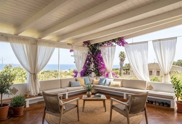 casa indipendente in vendita ad Ustica