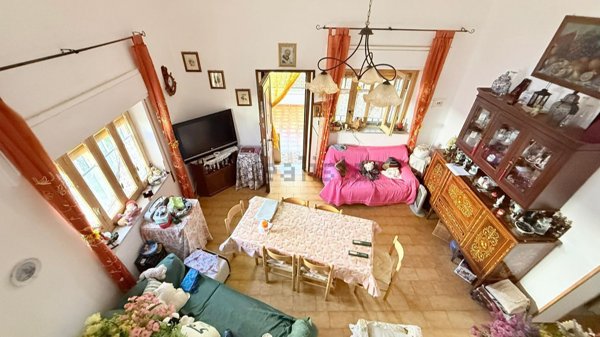 casa indipendente in vendita a Ventimiglia di Sicilia