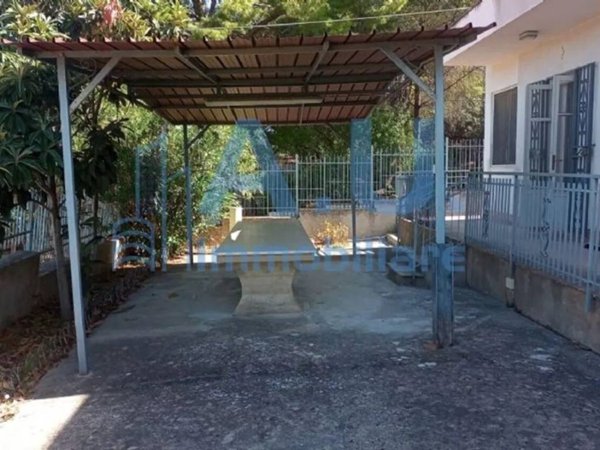 casa indipendente in vendita a Ventimiglia di Sicilia