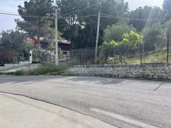 casa indipendente in vendita a Ventimiglia di Sicilia