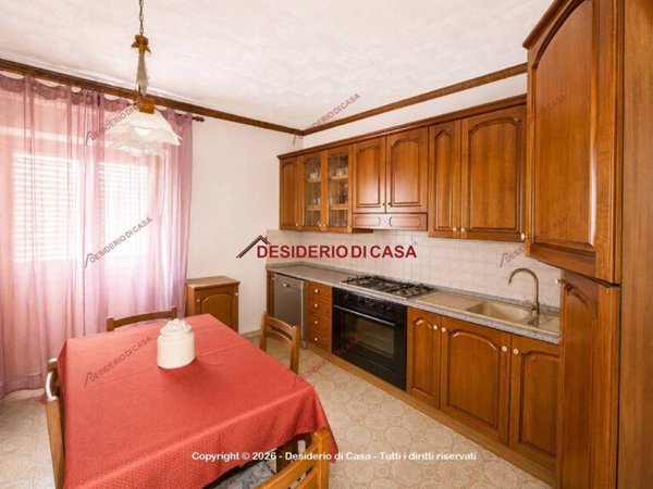 casa indipendente in vendita a Ventimiglia di Sicilia