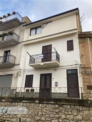 casa indipendente in vendita a Vicari