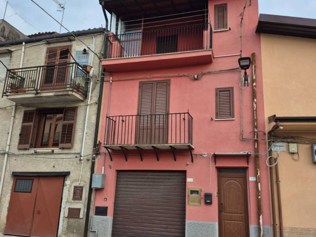 casa indipendente in vendita a Vicari