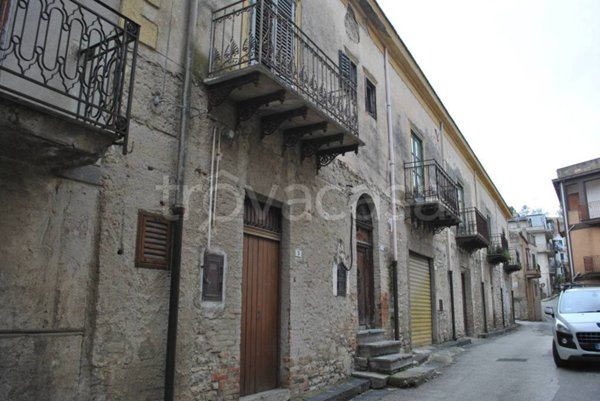 casa indipendente in vendita a Vicari