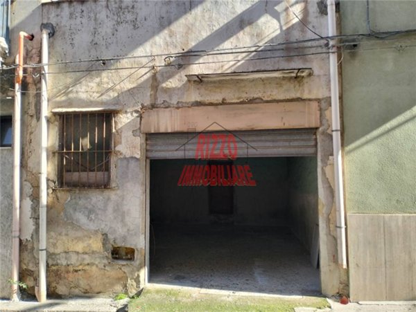 locale di sgombero in vendita a Villabate