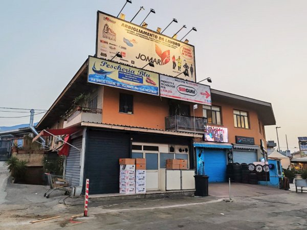 locale commerciale in vendita a Villabate