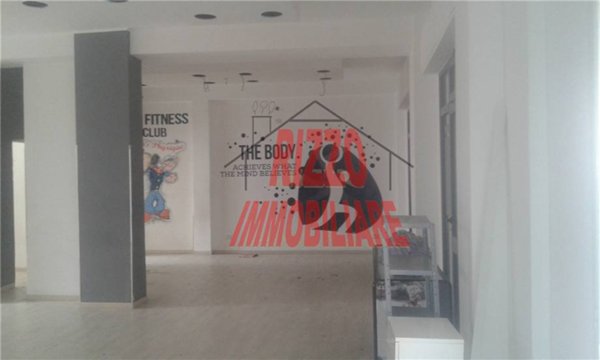 locale commerciale in vendita a Villabate