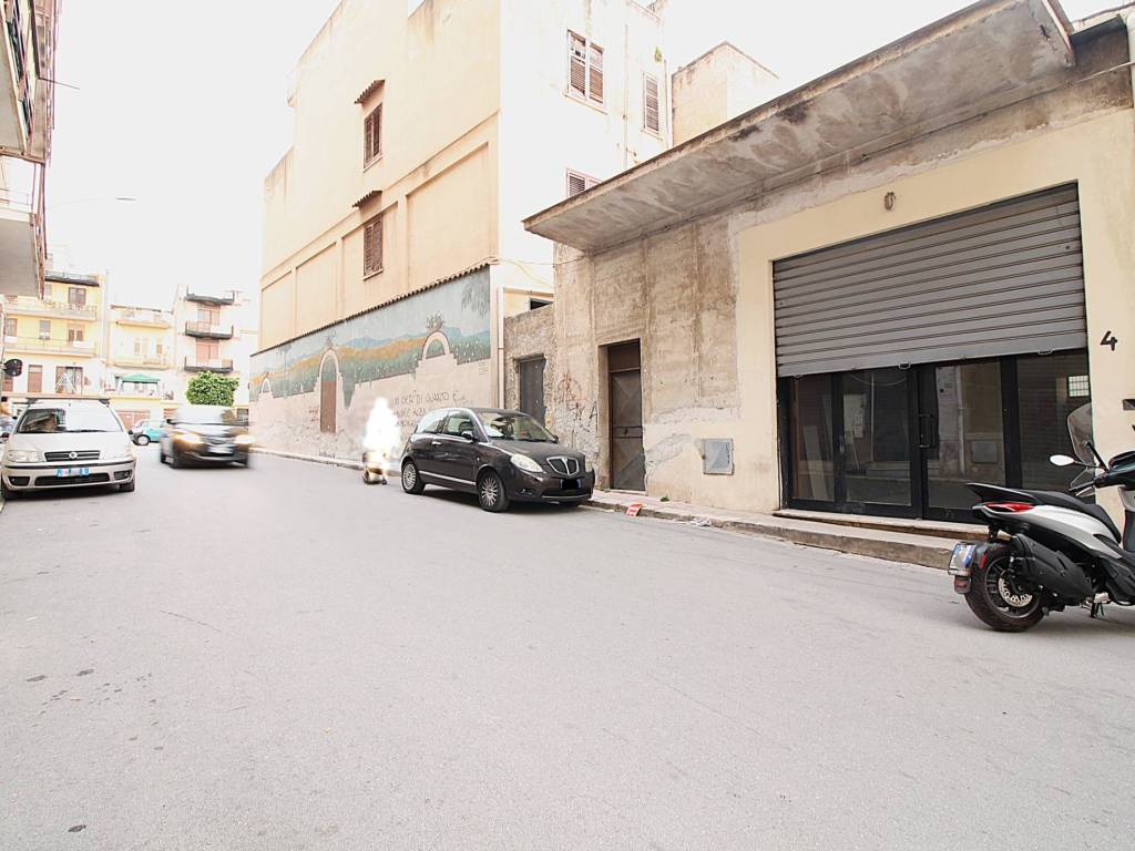 negozio in vendita a Villabate