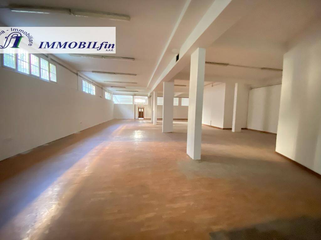 negozio in vendita a Villabate