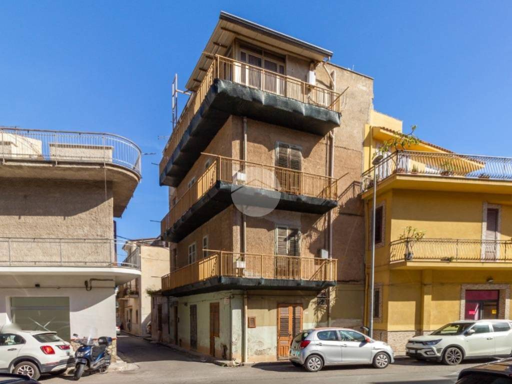intera palazzina in vendita a Villabate