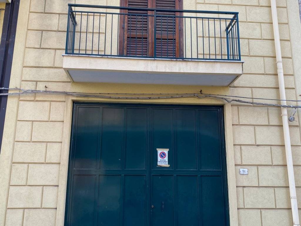 locale commerciale in vendita a Villabate