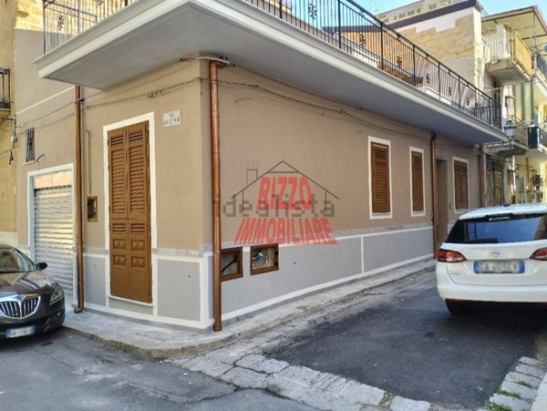 casa indipendente in vendita a Villabate