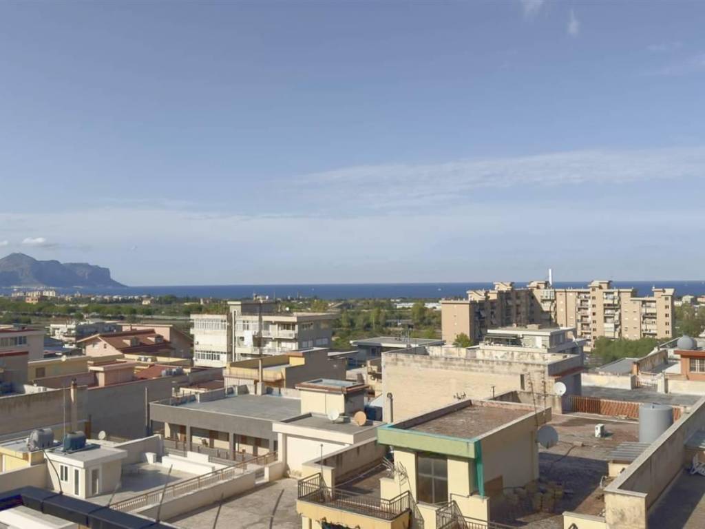 appartamento in vendita a Villabate in zona Pomara