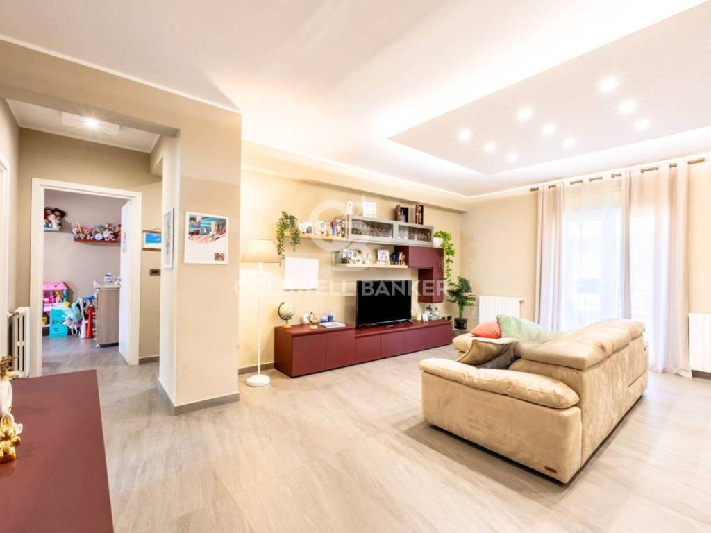 appartamento in vendita a Villabate in zona Pomara