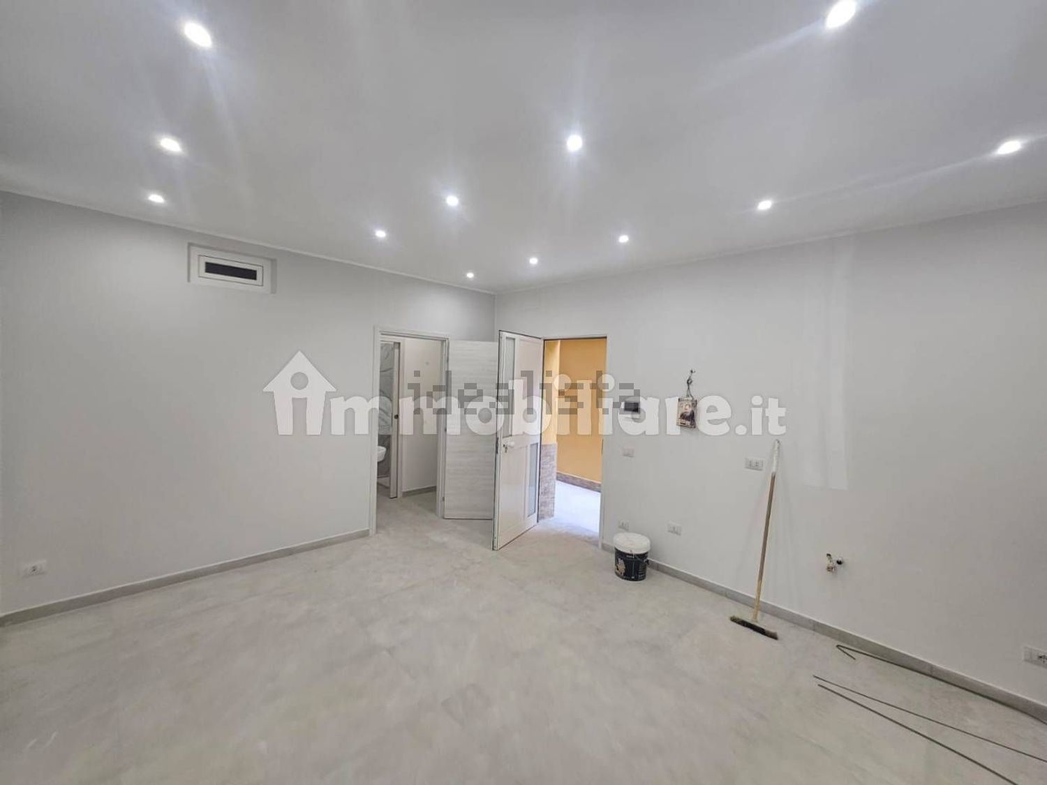 appartamento in vendita a Villabate in zona Pomara