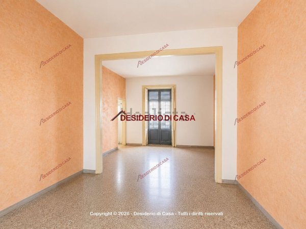 locale commerciale in vendita a Villabate in zona Pomara
