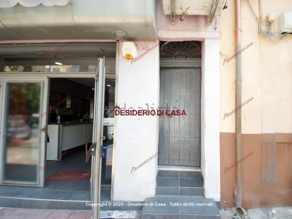 locale commerciale in vendita a Villabate in zona Pomara