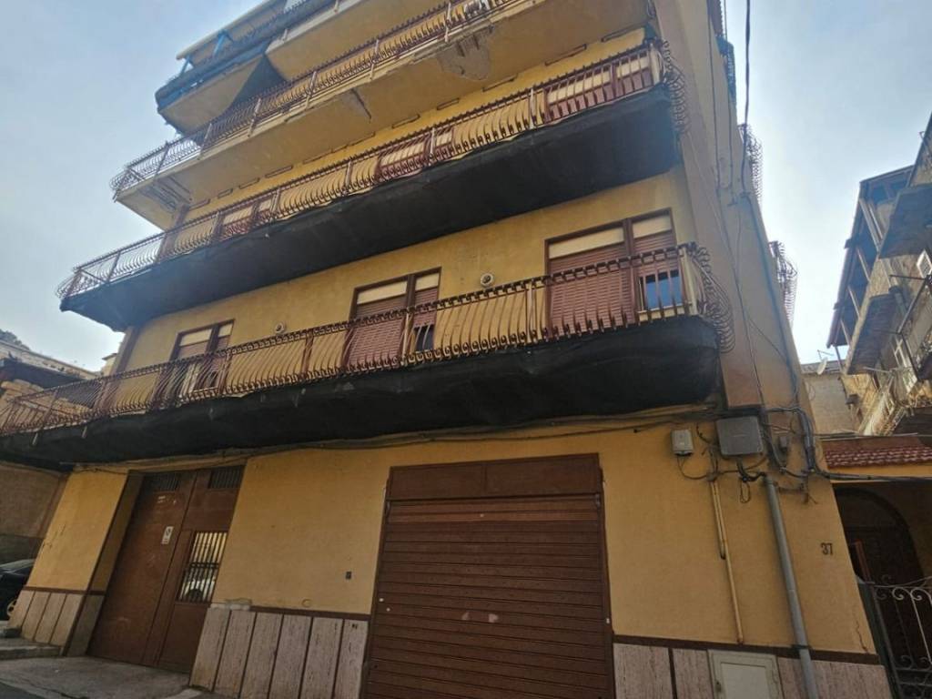 appartamento in vendita a Villabate in zona Pomara