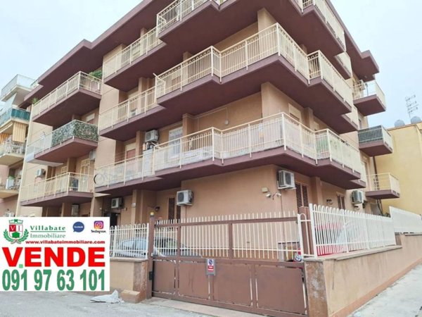 appartamento in vendita a Villabate in zona Pomara
