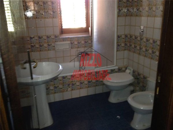 appartamento in vendita a Villabate in zona Pomara