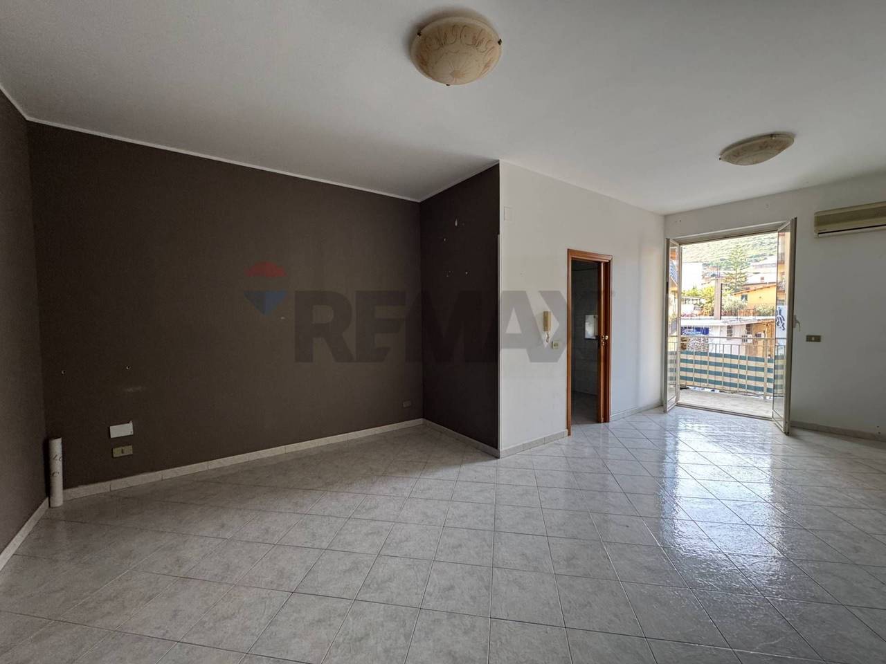 appartamento in vendita a Villabate in zona Pomara
