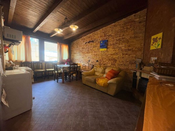 appartamento in vendita a Villabate in zona Pomara