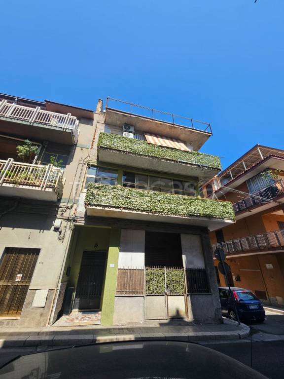 appartamento in vendita a Villabate in zona Pomara